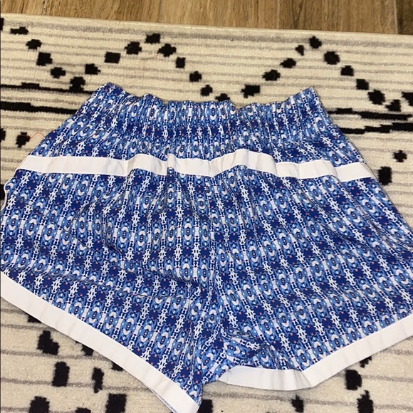 gap fit shorts - Picture 3 of 3
